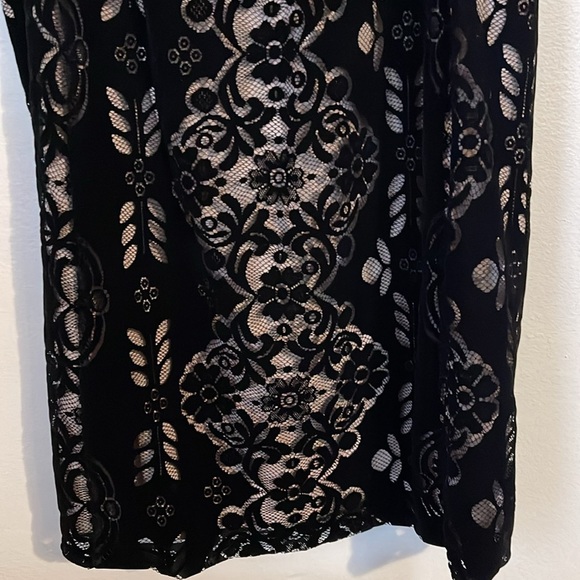 🌹NWT: TOMMY HILFIGER SHEATH LACE SLEEVELESS ROUND NECK DRESS - Picture 5 of 12